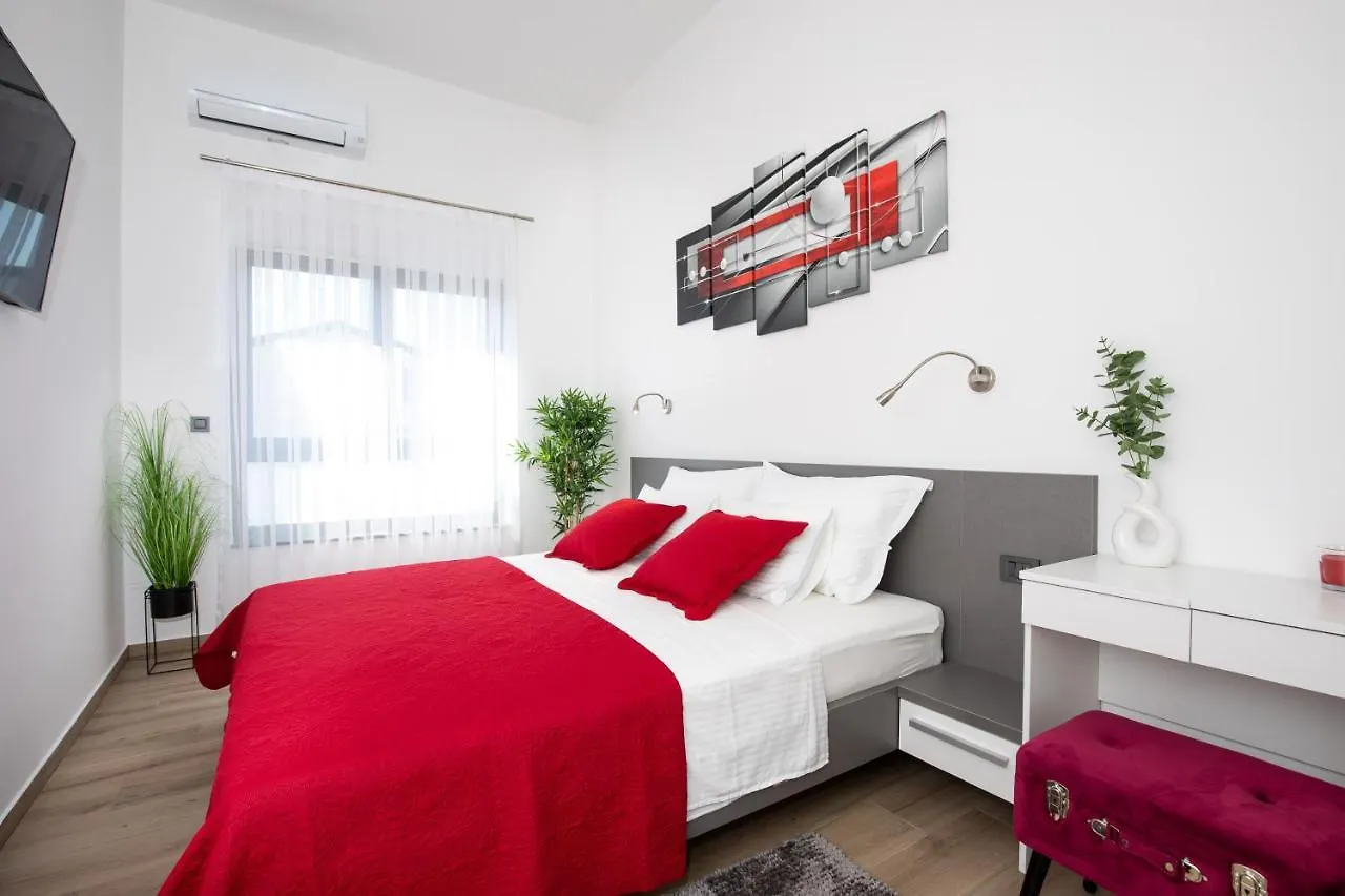 Villa Supernus II With Heated Pool Baska