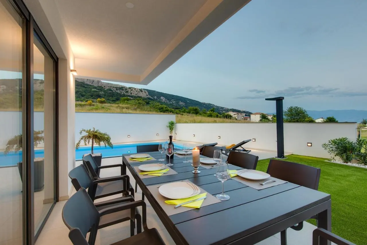 Villa Supernus II With Heated Pool Baska   Baska (Krk)